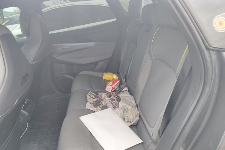 Used Lynk & Co 08 EM-P 2023 120km Long-Range Halo Interior 4
