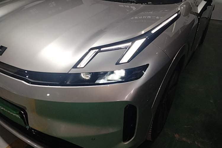 Used Lynk & Co 08 EM-P 2023 120km Long-Range Halo Left Front Headlight