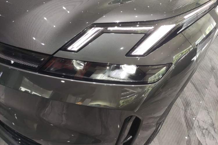 Used Lynk & Co 08 EM-P 2023 245km Ultra-Long Range Halo Left Front Headlight