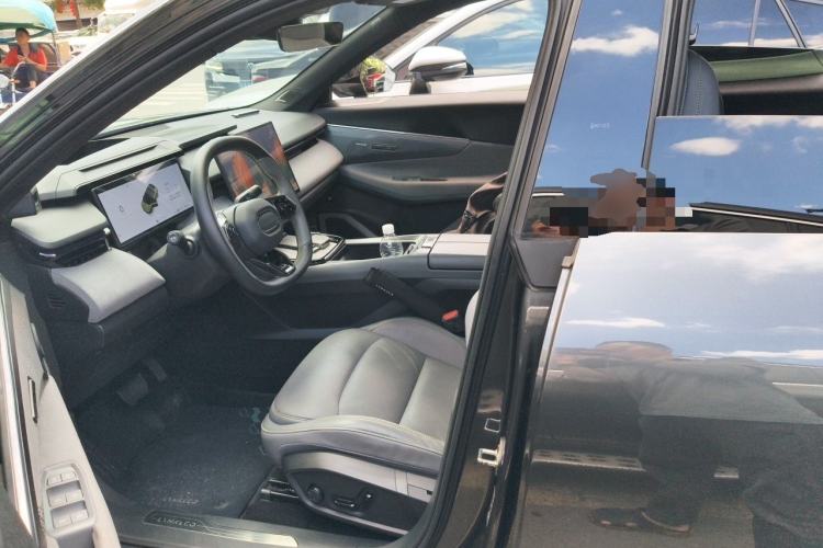 Used Lynk & Co 08 EM-P 2023 245km Ultra-Long Range Halo Left Front Seat