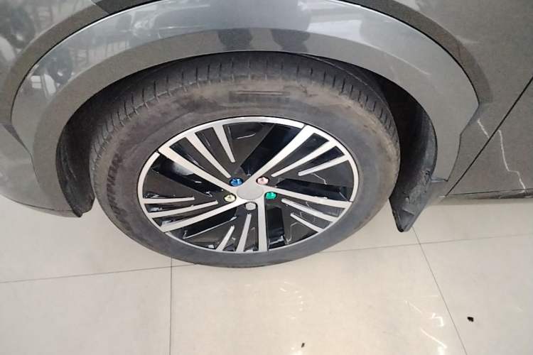 Used Lynk & Co 08 EM-P 2023 120km Long-Range Pro Left Front Wheel Hub