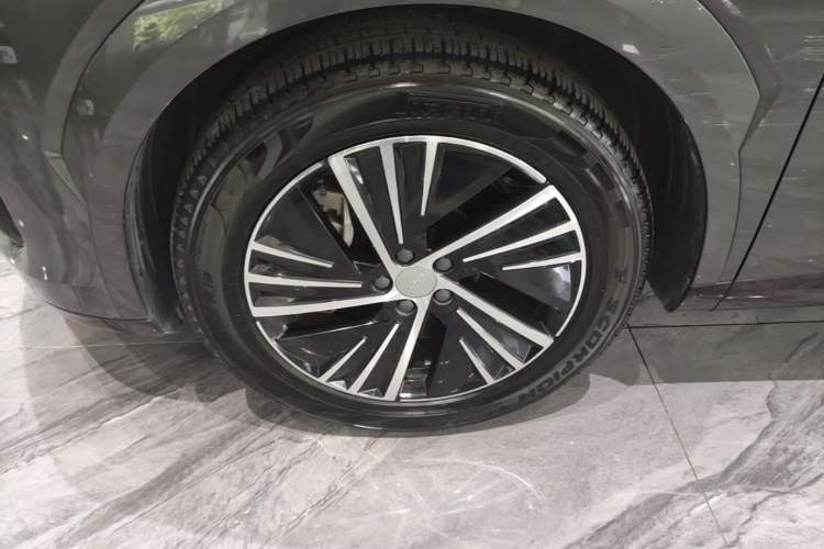 Used Lynk & Co 08 EM-P 2023 245km Ultra-Long Range Halo Left Front Wheel Hub