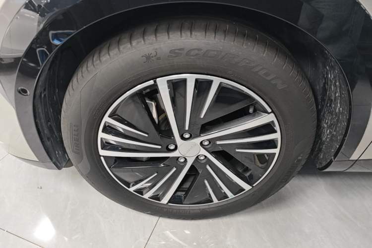 Used Lynk & Co 08 EM-P 2023 245km Ultra-Long Range Halo Left Front Wheel Hub