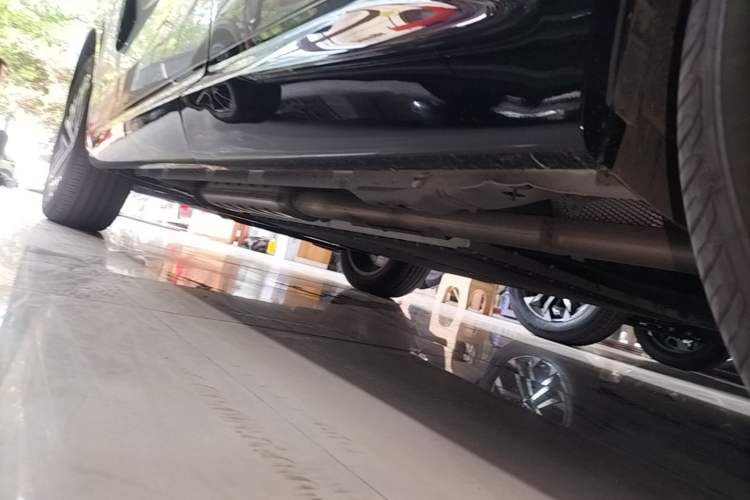 Used Lynk & Co 08 EM-P 2023 245km Ultra-Long Range Halo Left Side Sill