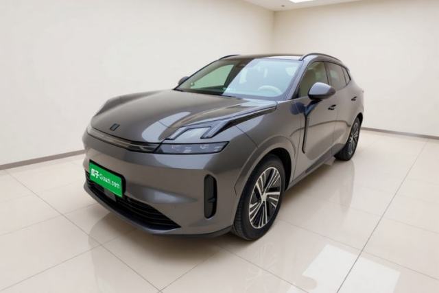 Used Lynk & Co 08 EM-P 2023 120km Long-Range Halo