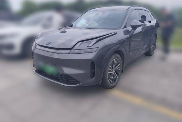 Used Lynk & Co 08 EM-P 2023 120km Long-Range Halo