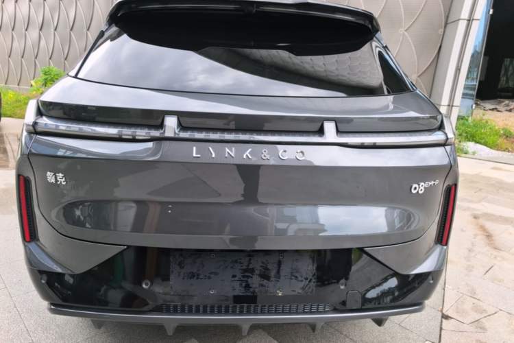 Used Lynk & Co 08 EM-P 2023 220km All-Wheel-Drive Performance Halo Rear