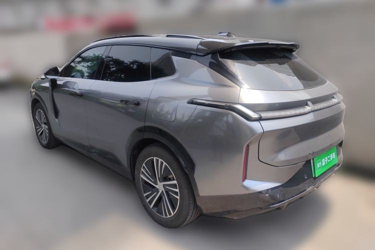 Used Lynk & Co 08 EM-P 2023 120km Long-Range Halo Rear Left 45 Deg