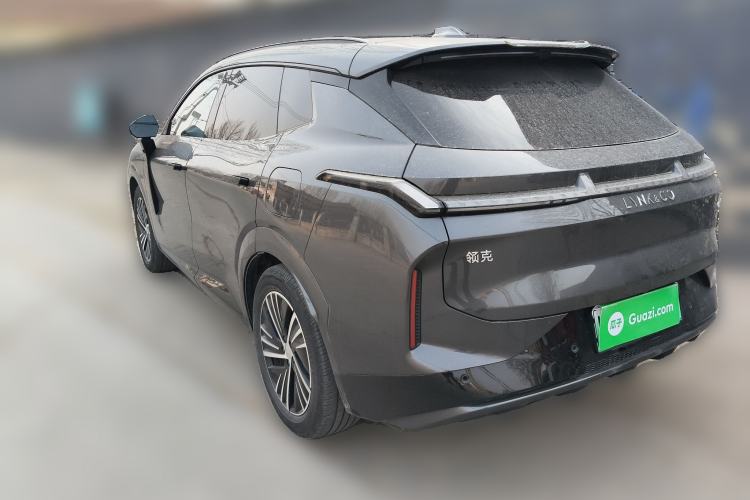 Used Lynk & Co 08 EM-P 2023 120km Long-Range Halo Rear Left 45 Deg