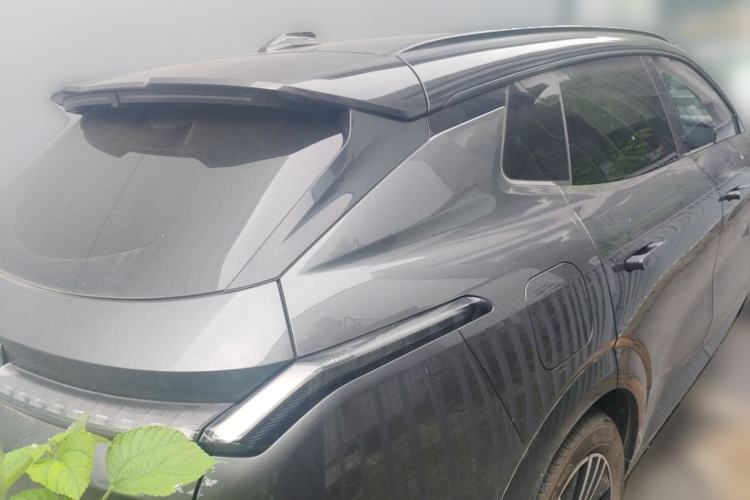 Used Lynk & Co 08 EM-P 2023 120km Long-Range Halo Rear Right 45 Deg