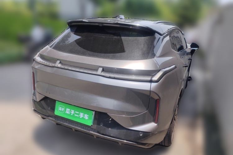 Used Lynk & Co 08 EM-P 2023 120km Long-Range Halo Rear Right 45 Deg