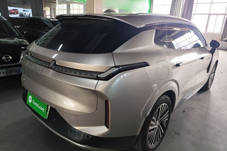 Used Lynk & Co 08 EM-P 2023 120km Long-Range Halo Rear Right 45 Deg