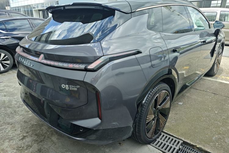 Used Lynk & Co 08 EM-P 2023 220 km Limited-Time Edition Rear Right 45 Deg