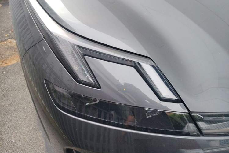 Used Lynk & Co 08 EM-P 2023 120km Long-Range Halo Right Front Headlight