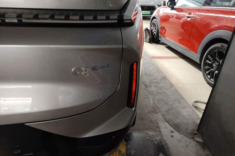 Used Lynk & Co 08 EM-P 2023 120km Long-Range Halo Right Rear Taillight
