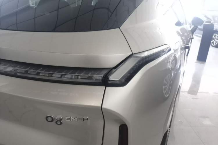 Used Lynk & Co 08 EM-P 2023 120km Long-Range Halo Right Rear Taillight