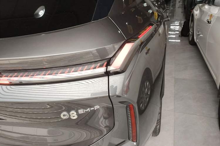 Used Lynk & Co 08 EM-P 2023 120km Long-Range Halo Right Rear Taillight