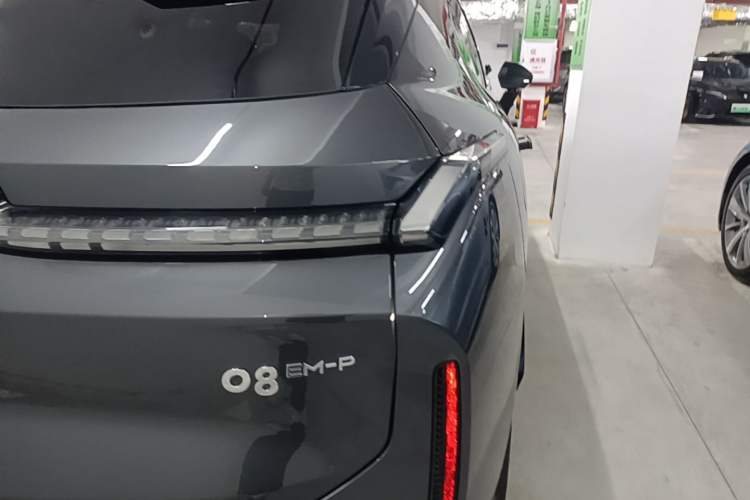 Used Lynk & Co 08 EM-P 2023 120km Long-Range Halo Right Rear Taillight
