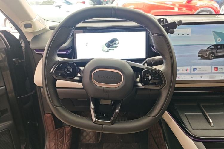 Used Lynk & Co 08 EM-P 2023 220km All-Wheel-Drive Performance Halo Steering Wheel
