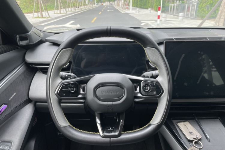 Used Lynk & Co 08 EM-P 2023 245km Ultra-Long Range Halo Steering Wheel