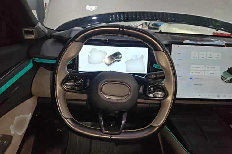 Used Lynk & Co 08 EM-P 2023 120km Long-Range Halo Steering Wheel