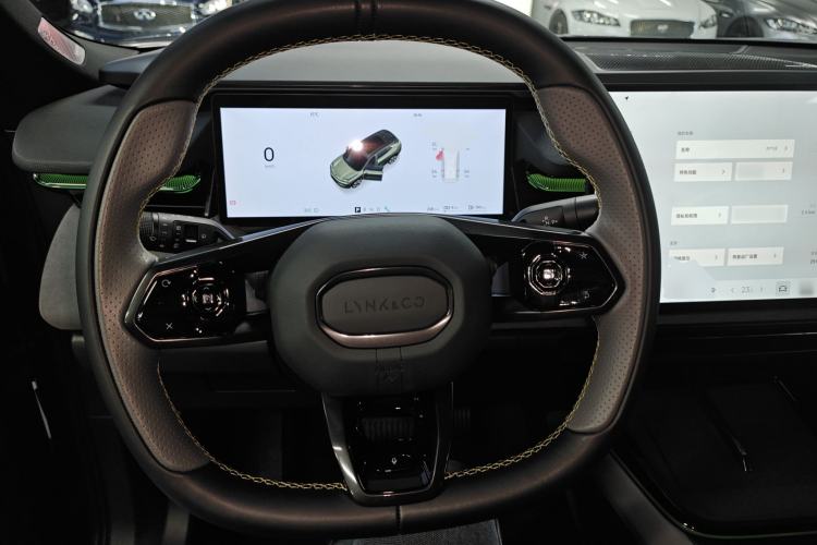 Used Lynk & Co 08 EM-P 2023 120km Long-Range Pro Steering Wheel