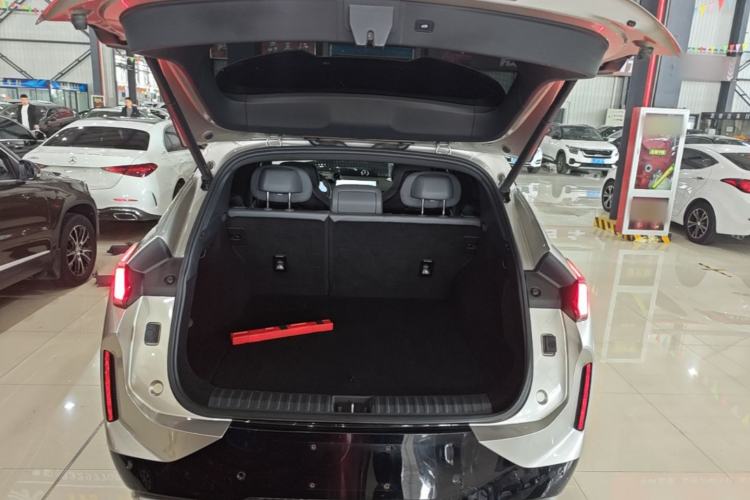 Used Lynk & Co 08 EM-P 2023 120km Long-Range Halo Trunk