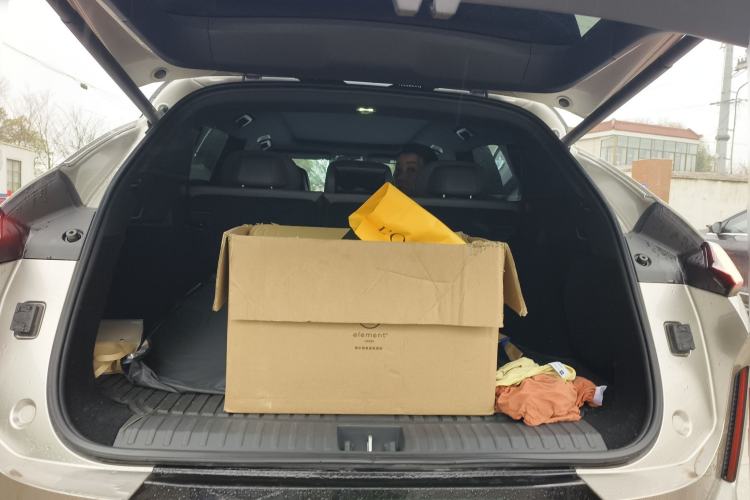 Used Lynk & Co 08 EM-P 2023 120km Long-Range Halo Trunk