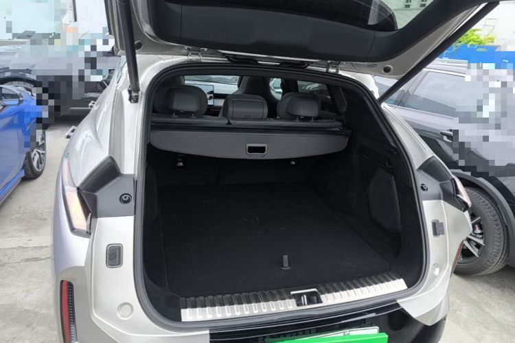 Used Lynk & Co 08 EM-P 2023 120km Long-Range Halo Trunk