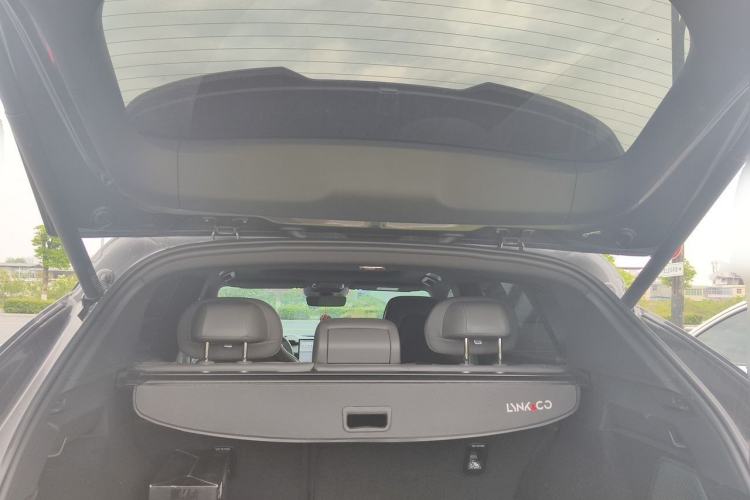 Used Lynk & Co 08 EM-P 2023 120km Long-Range Halo Trunk