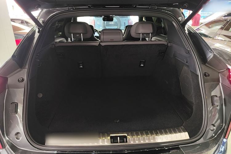 Used Lynk & Co 08 EM-P 2023 245km Ultra-Long Range Halo Trunk