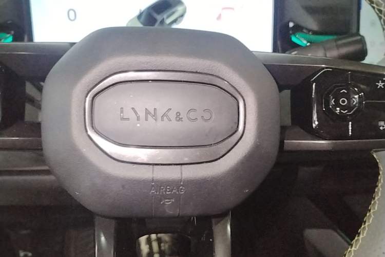 Used Lynk & Co 08 EM-P 2023 120km Long-Range Pro Vehicle Key
