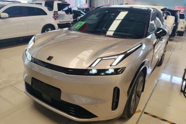 Used Lynk & Co 08 EM-P 2023 120km Long-Range Halo