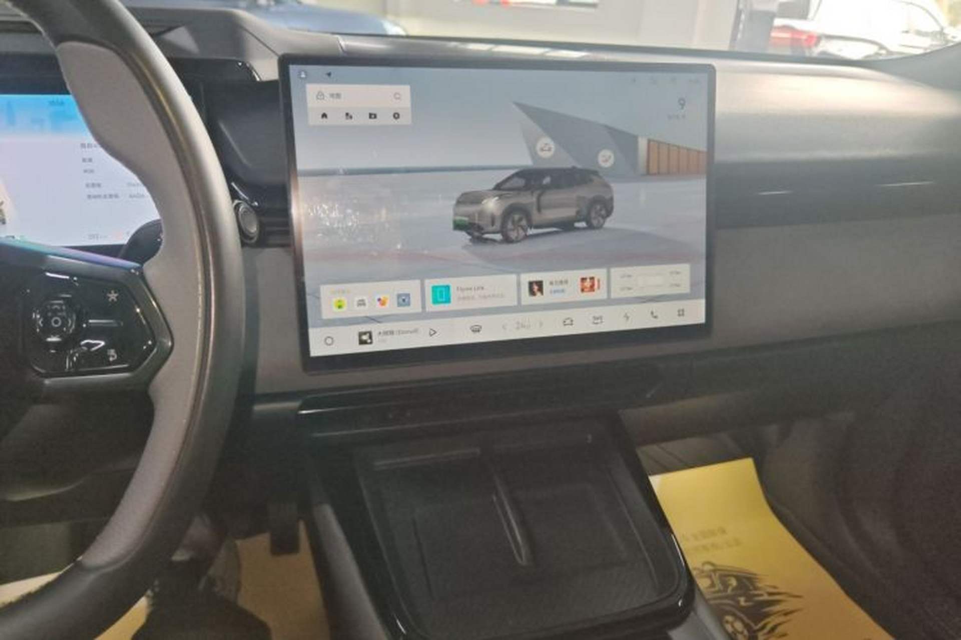 Used Lynk & Co 08 EM-P 2023 220km All-Wheel-Drive Performance Halo Audio And AC Panel