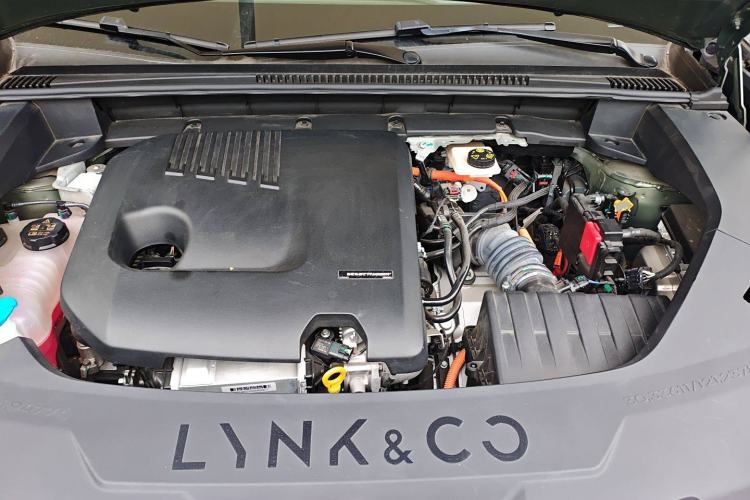 Used Lynk & Co 08 EM-P 2023 220km All-Wheel-Drive Performance Halo Engine Bay