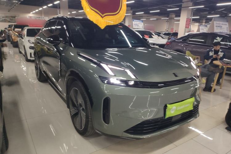 Used Lynk & Co 08 EM-P 2023 245km Ultra-Long Range Halo Exterior 1