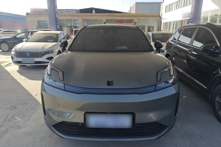 Used Lynk & Co 08 EM-P 2023 220km All-Wheel-Drive Performance Halo Exterior 1