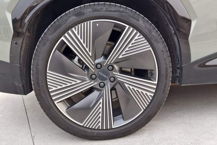 Used Lynk & Co 08 EM-P 2023 220km All-Wheel-Drive Performance Halo Exterior 8