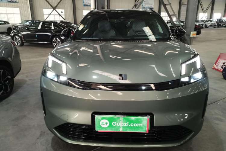 Used Lynk & Co 08 EM-P 2023 220km All-Wheel-Drive Performance Halo Front