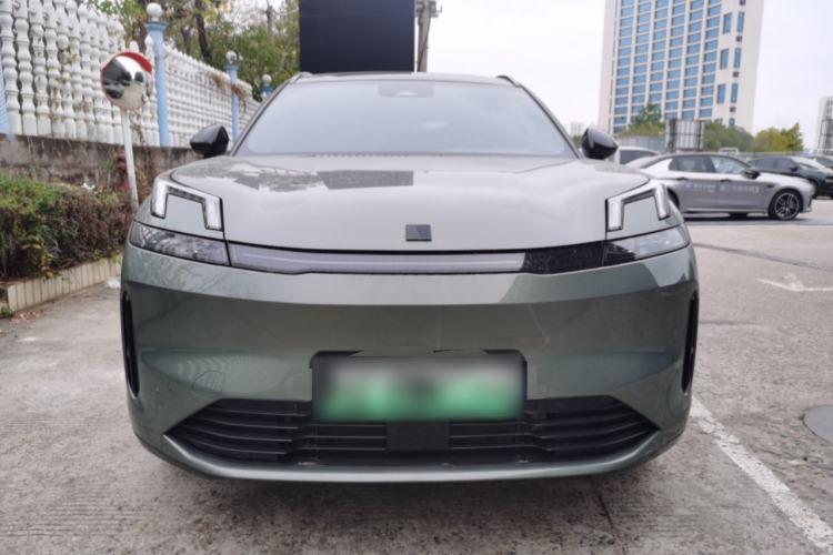 Used Lynk & Co 08 EM-P 2023 220km All-Wheel-Drive Performance Halo Front