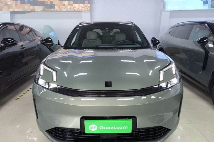 Used Lynk & Co 08 EM-P 2023 220km All-Wheel-Drive Performance Halo Front