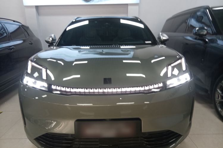 Used Lynk & Co 08 EM-P 2023 220km All-Wheel-Drive Performance Halo Front