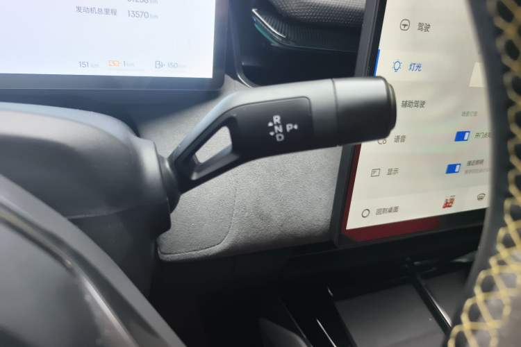 Used Lynk & Co 08 EM-P 2023 220 km Limited-Time Edition Gear Lever