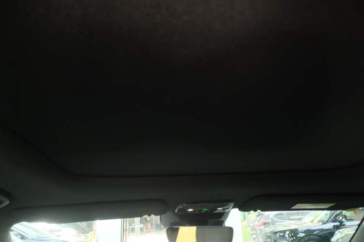 Used Lynk & Co 08 EM-P 2023 220km All-Wheel-Drive Performance Halo Headliner