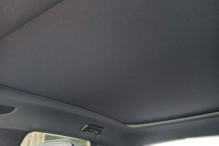 Used Lynk & Co 08 EM-P 2023 220km All-Wheel-Drive Performance Halo Headliner