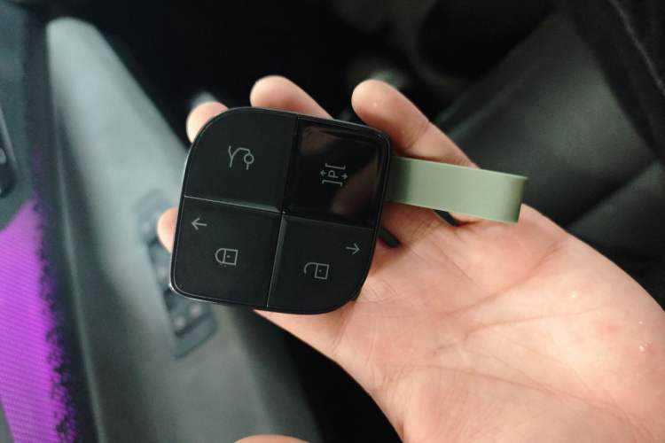 Used Lynk & Co 08 EM-P 2023 220km All-Wheel-Drive Performance Halo Interior 1