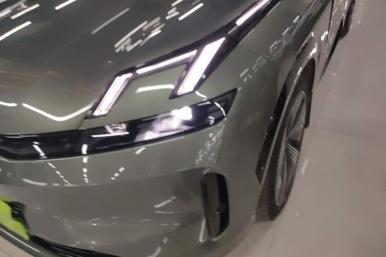 Used Lynk & Co 08 EM-P 2023 245km Ultra-Long Range Halo Left Front Headlight