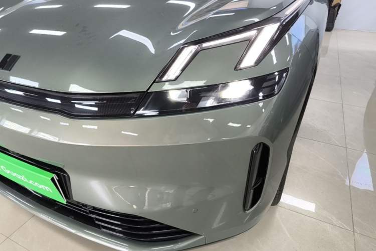 Used Lynk & Co 08 EM-P 2023 220km All-Wheel-Drive Performance Halo Left Front Headlight