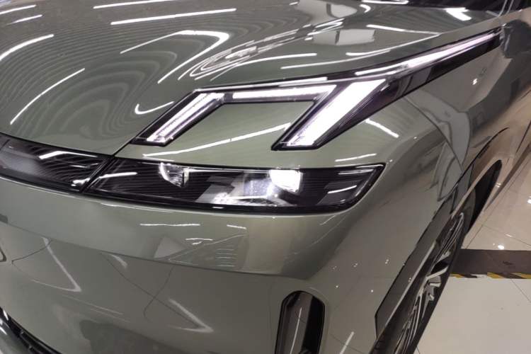 Used Lynk & Co 08 EM-P 2023 220km All-Wheel-Drive Performance Halo Left Front Headlight