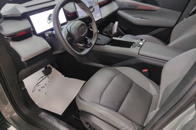 Used Lynk & Co 08 EM-P 2023 220km All-Wheel-Drive Performance Halo Left Front Seat